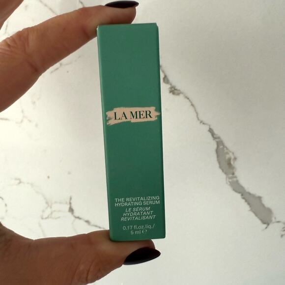 La Mer Luxury Skincare Sample Set - Picture 6 of 12